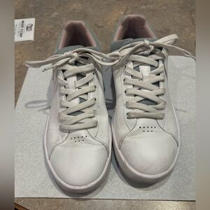 ON Cloud the Roger tennis shoe